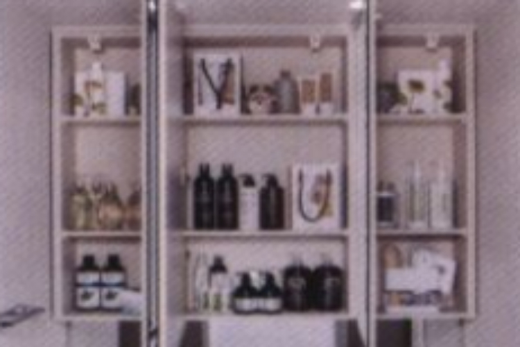 シティテラス横濱戸塚の三面鏡付洗面化粧台