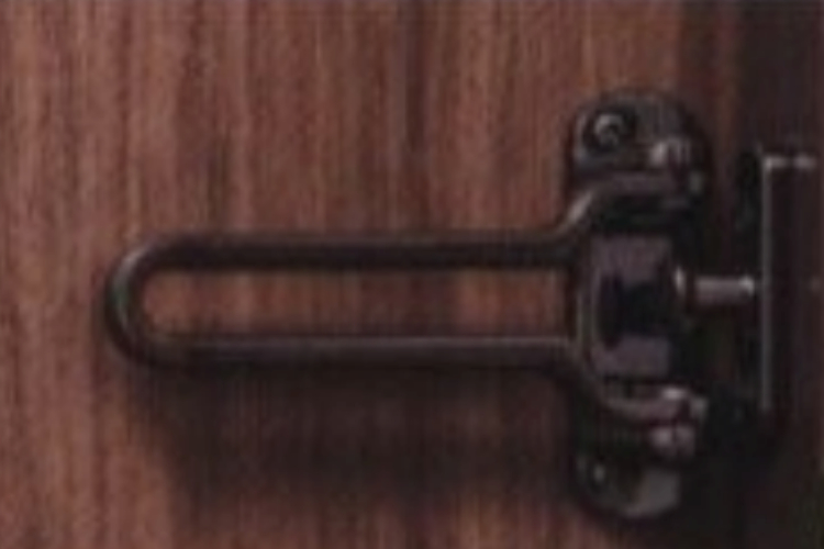 シティテラス横濱戸塚のドアガード・ドアスコープ